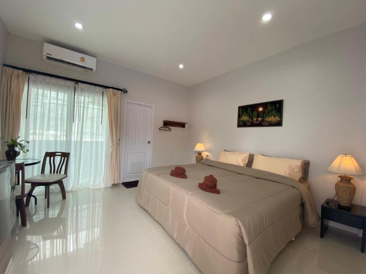Mondee House @The Airport Hotell Thalang Exteriör bild